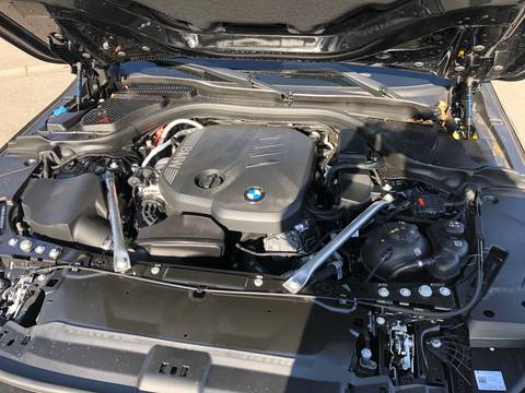 2025 BMW Serija 5 — sličica 6