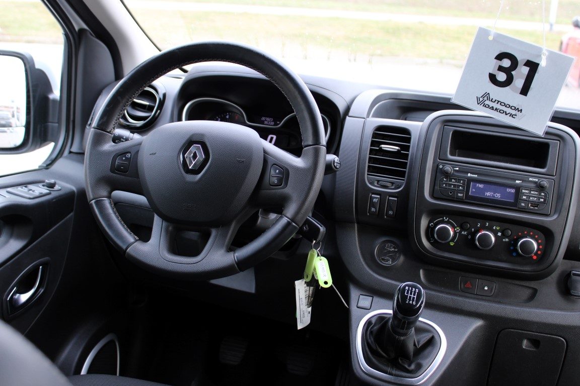 2020 Renault Trafic — fotografija 11