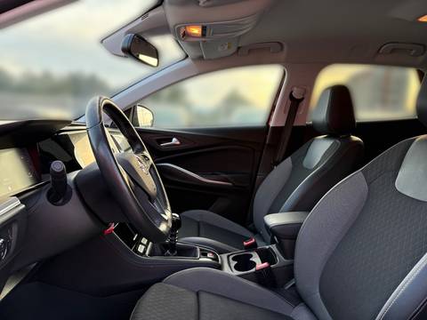 2022 Opel Grandland X — sličica 13