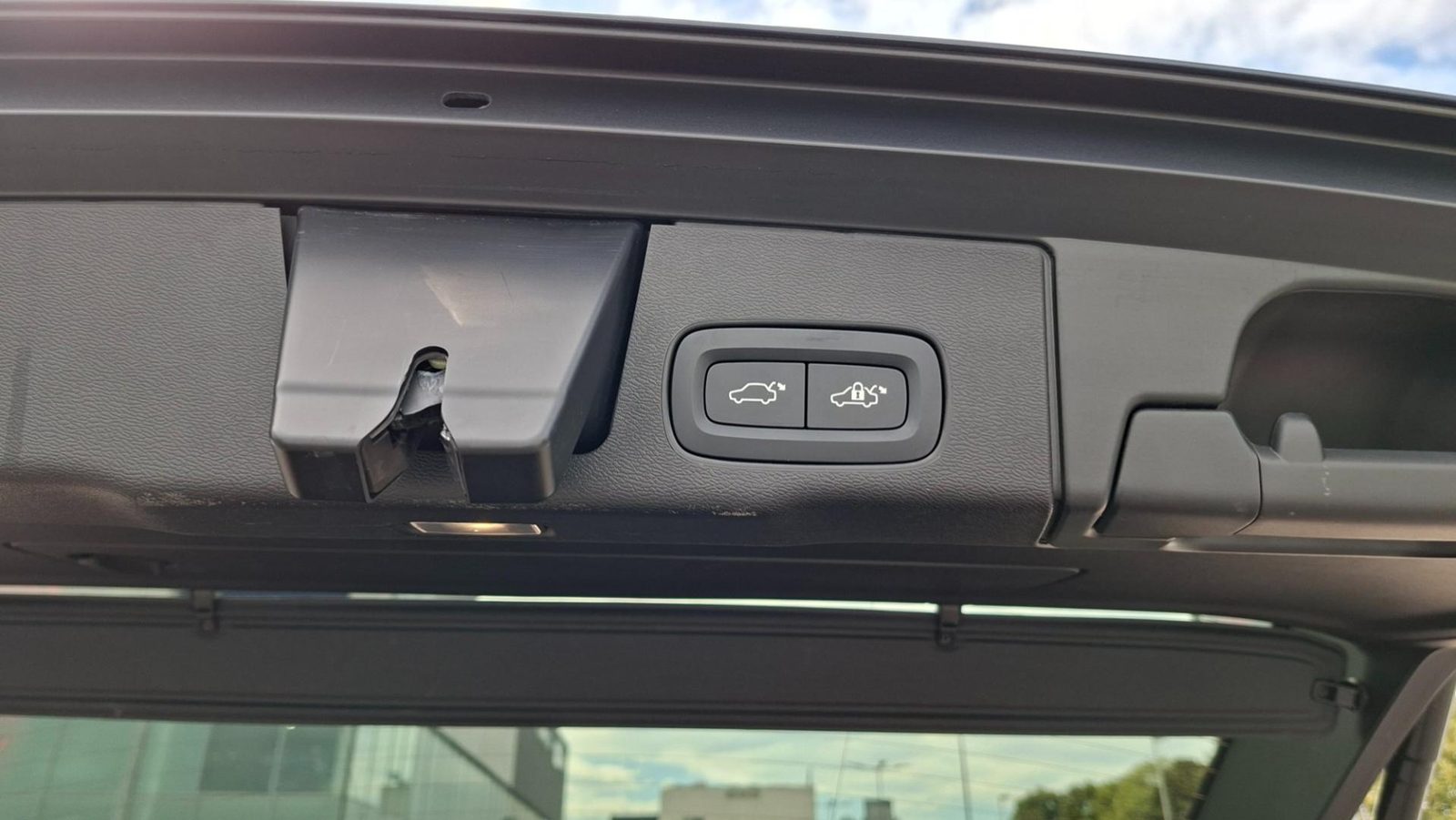 2023 Volvo XC60 — fotografija 21