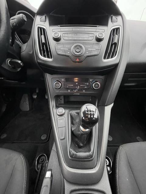 2018 Ford Focus karavan — sličica 14