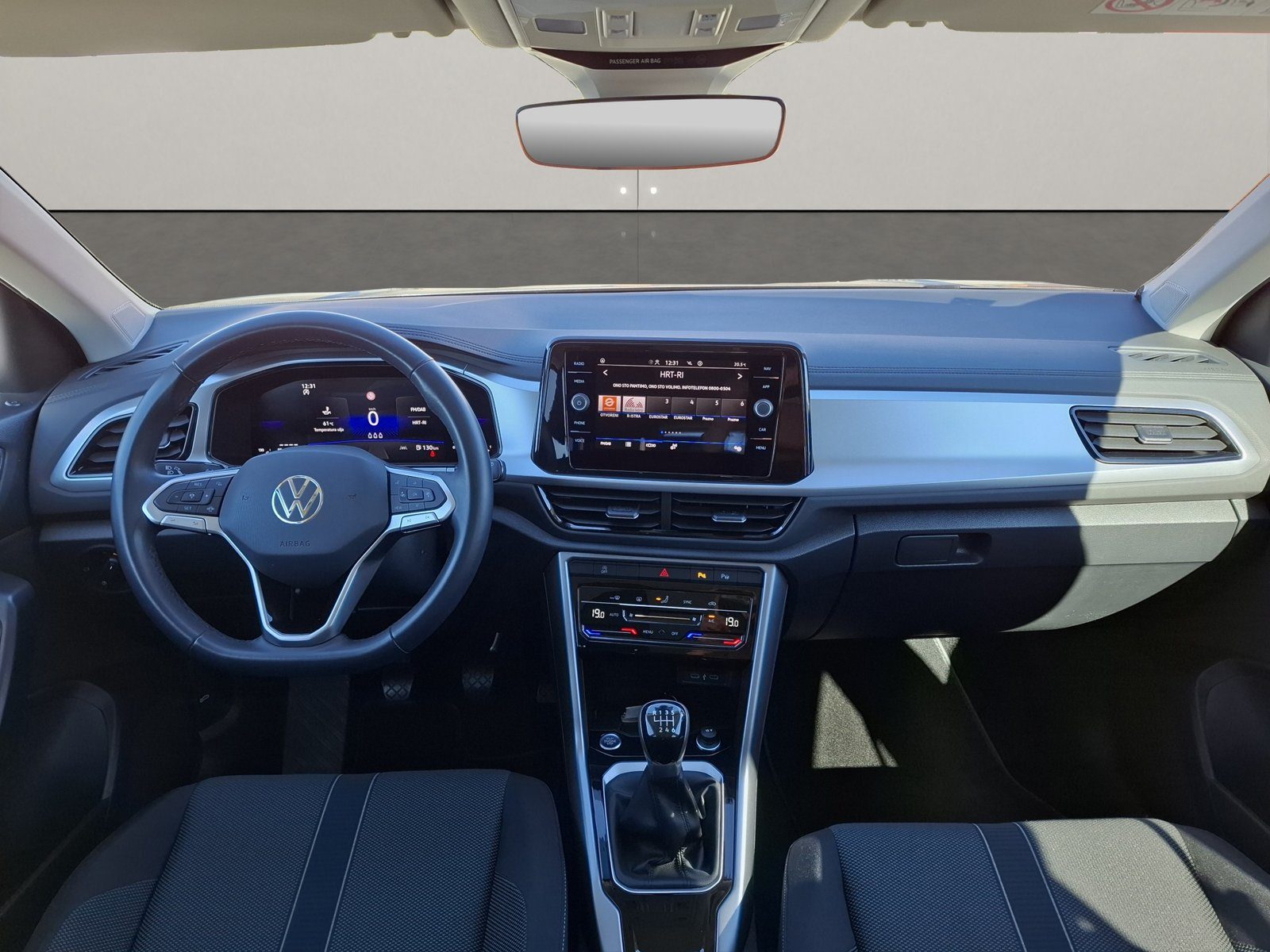 2024 Volkswagen T-Roc — fotografija 10