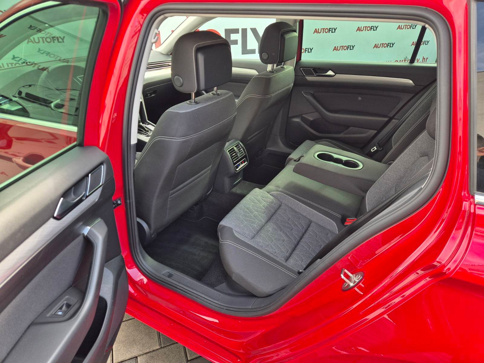 2023 Volkswagen Passat Variant — fotografija 14