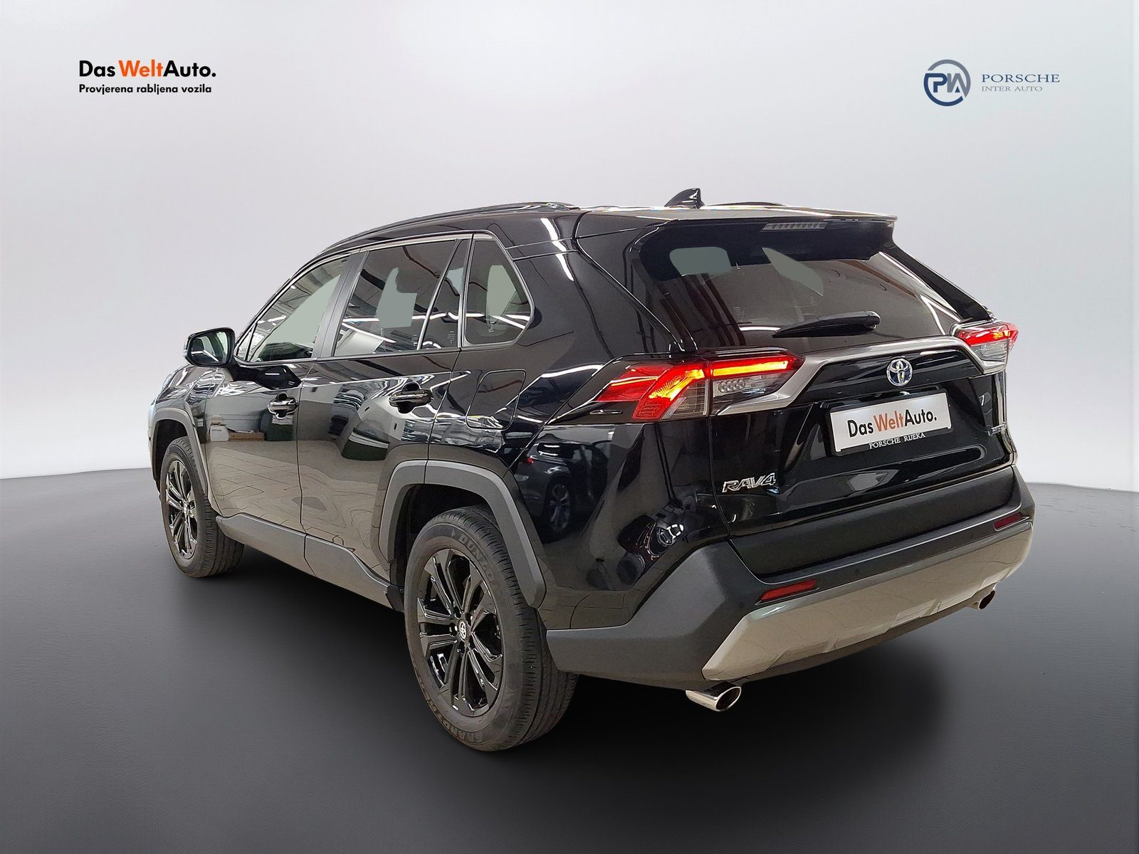 2022 Toyota RAV4 — fotografija 7