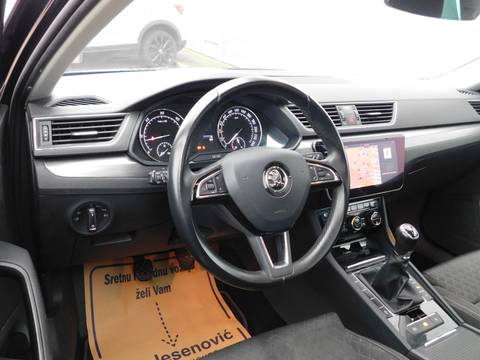 2018 Škoda Superb Combi — sličica 9