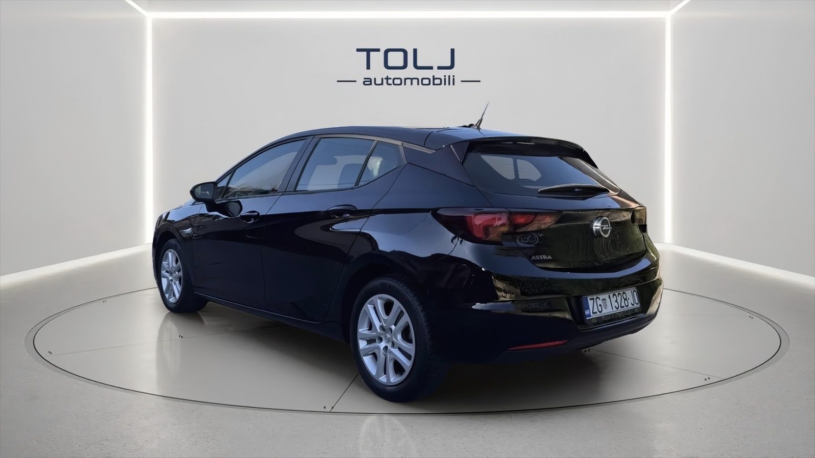 2020 Opel Astra — fotografija 4