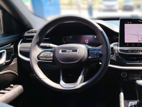 2022 Jeep Compass — sličica 18