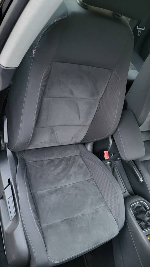 2010 Volkswagen Golf — sličica 29