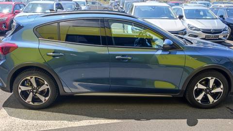 2022 Ford Focus — sličica 6