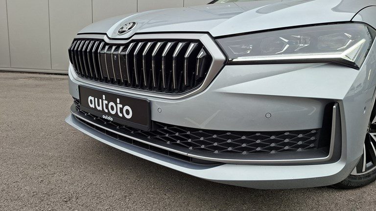 2025 Škoda Superb — fotografija 28
