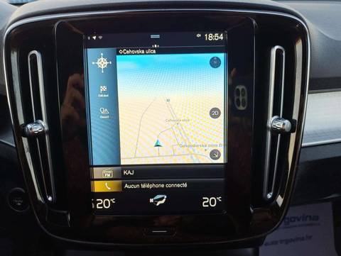 2020 Volvo XC40 — sličica 20