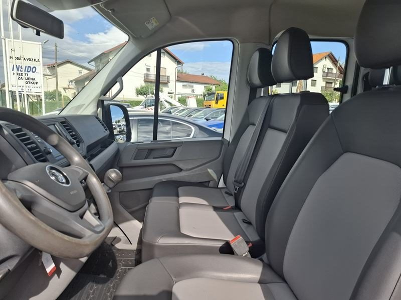 2017 Volkswagen Crafter — fotografija 9
