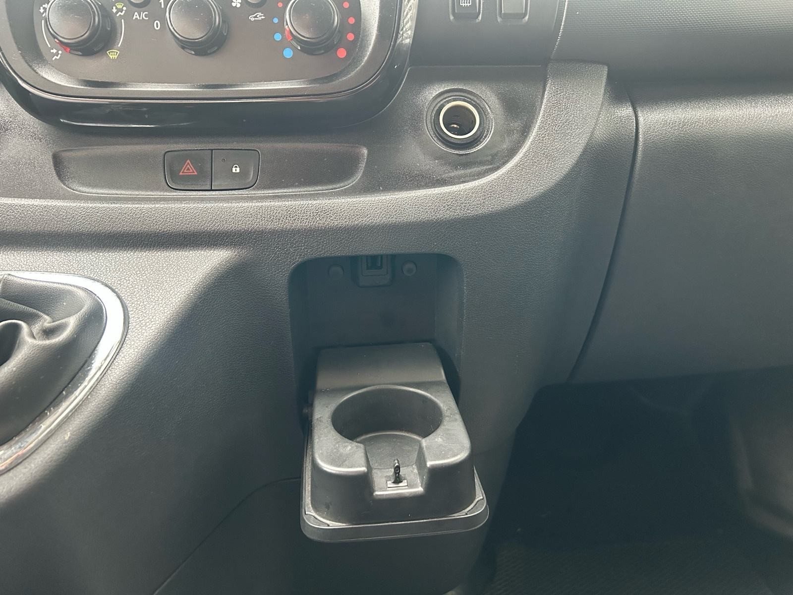 2019 Opel Vivaro — fotografija 26