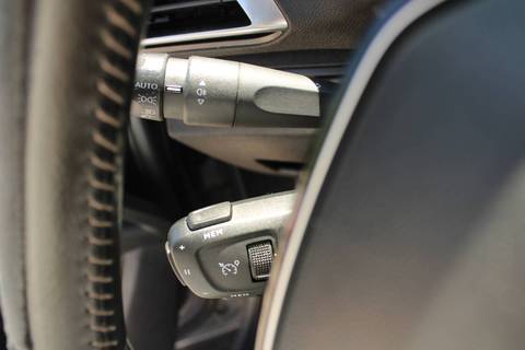 2022 Peugeot 5008 — sličica 17