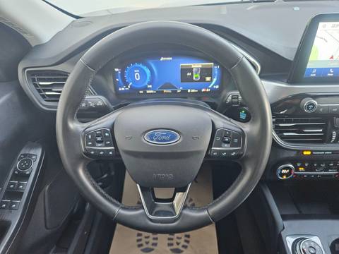 2022 Ford Kuga — sličica 12