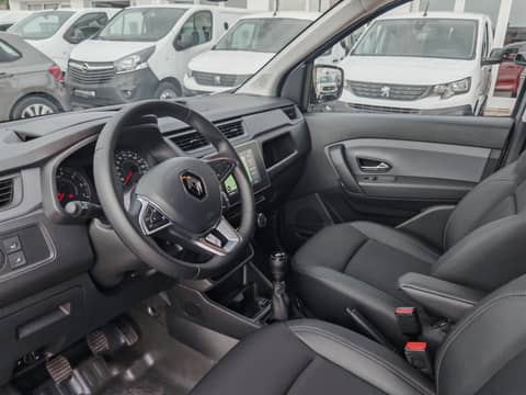 2024 Renault Express — sličica 13