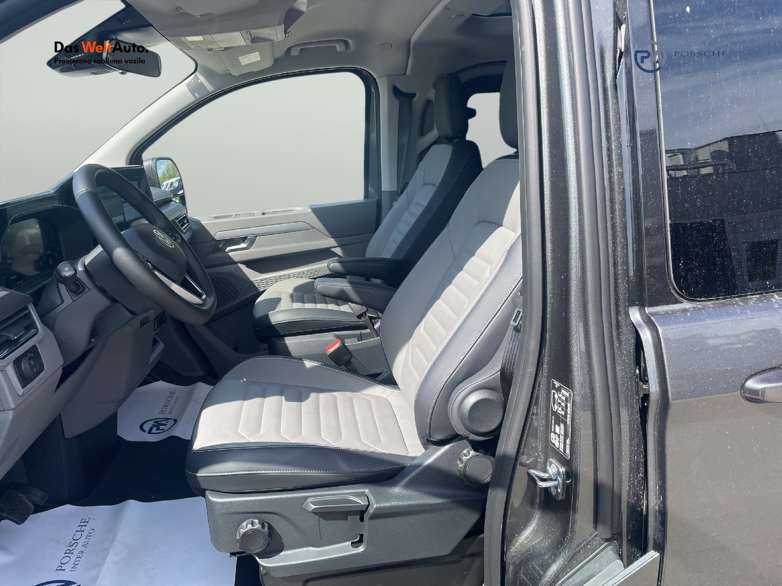2026 Volkswagen Caravelle — fotografija 9