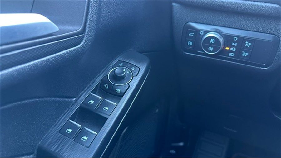 2023 Ford Kuga — fotografija 23