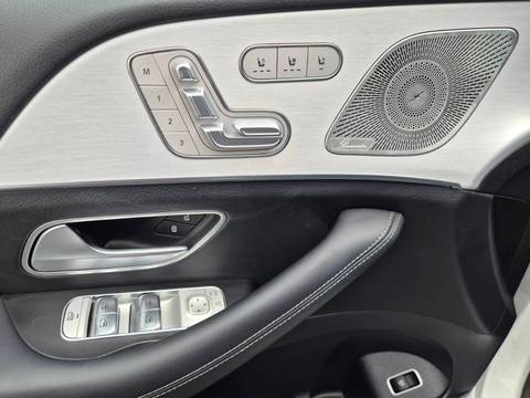 2024 Mercedes-Benz GLE — sličica 22