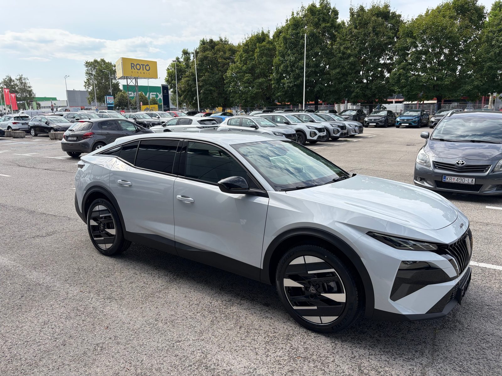 2026 Peugeot 408 — fotografija 6