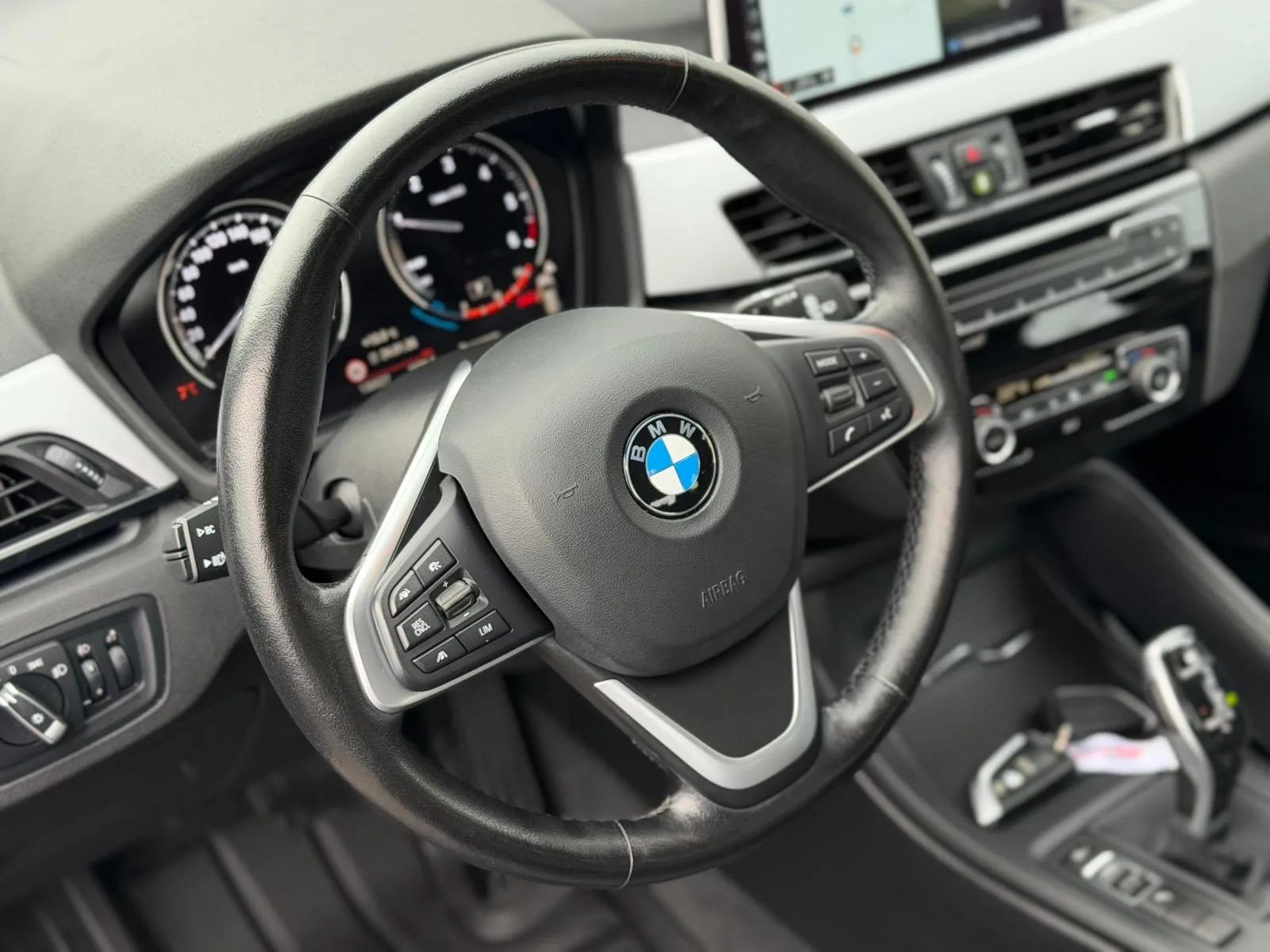 2020 BMW X1 — fotografija 21