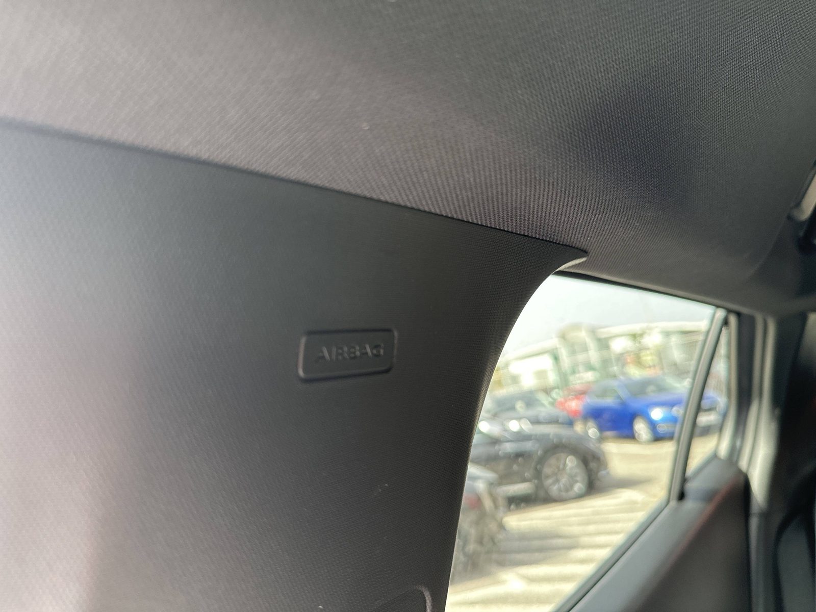 2023 Peugeot 2008 — fotografija 25
