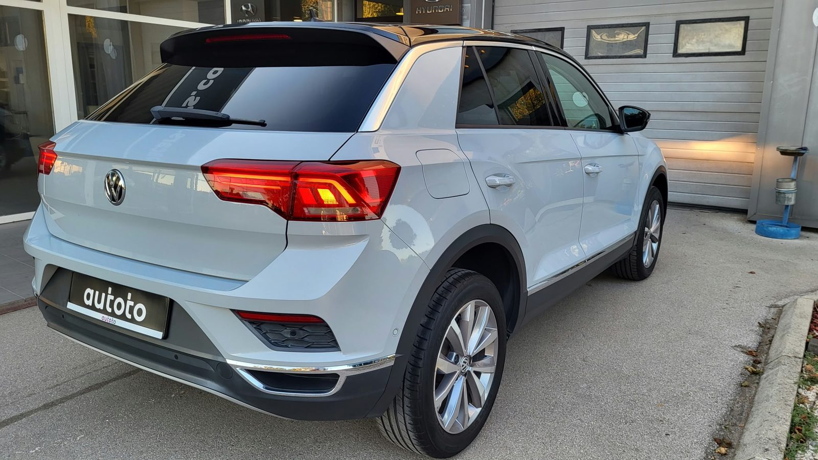 2019 Volkswagen T-Roc — fotografija 6