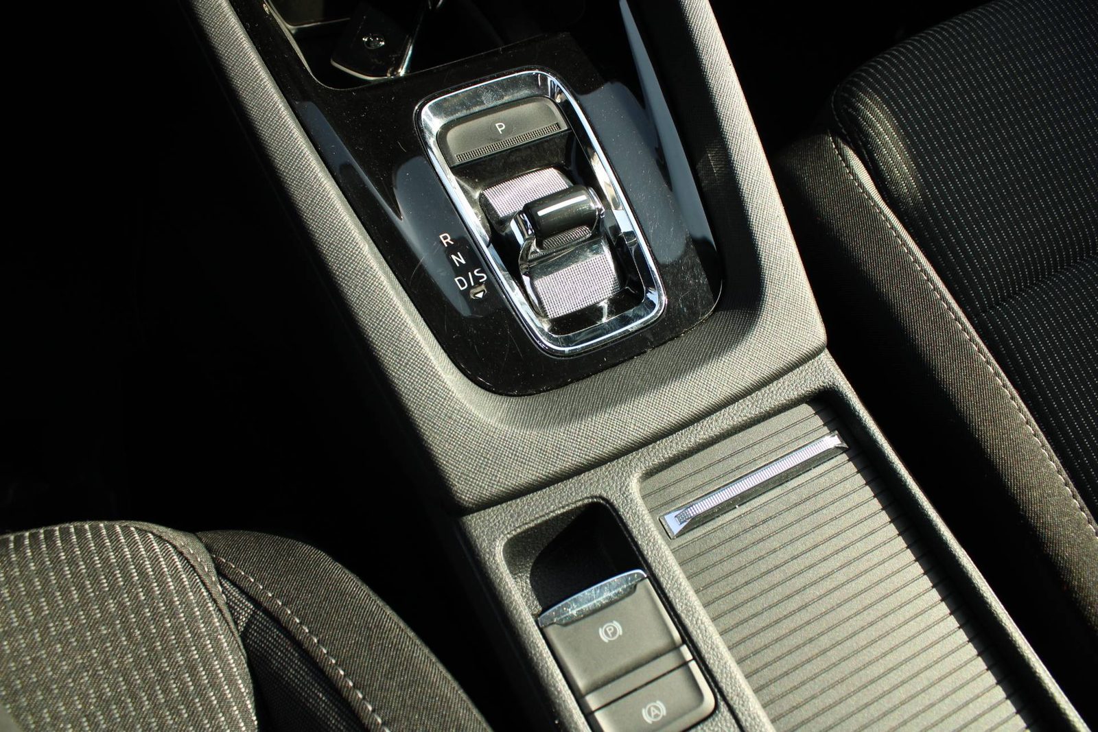 2023 Škoda Octavia Combi — fotografija 17