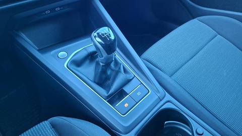 2022 Volkswagen Golf — sličica 17