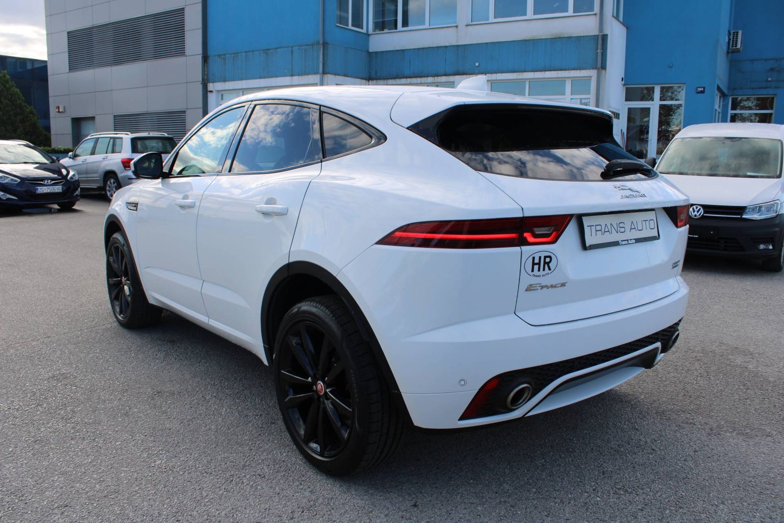 2019 Jaguar E-Pace — fotografija 7