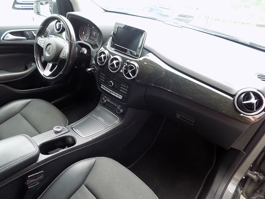 2015 Mercedes-Benz B-klasa — fotografija 10