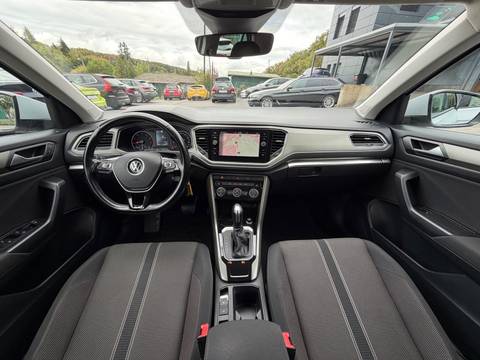 2021 Volkswagen T-Roc — sličica 8