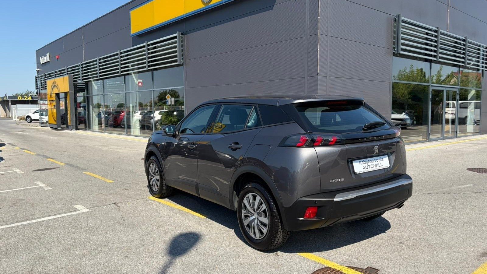 2022 Peugeot 2008 — fotografija 5