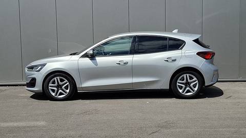 2022 Ford Focus — sličica 2