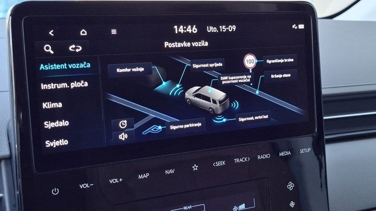 2023 Hyundai Staria — fotografija 17