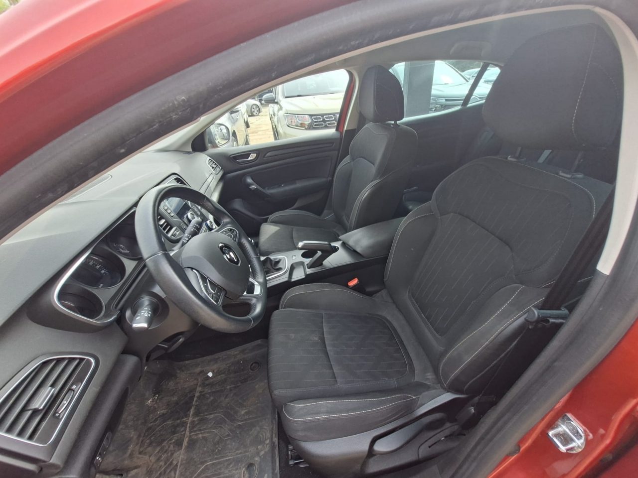 2019 Renault Megane — fotografija 8