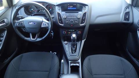 2017 Ford Focus — sličica 2