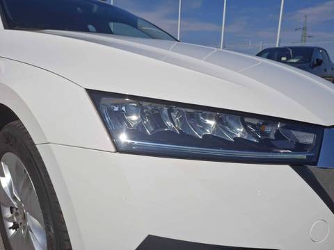 2021 Škoda Octavia — sličica 14