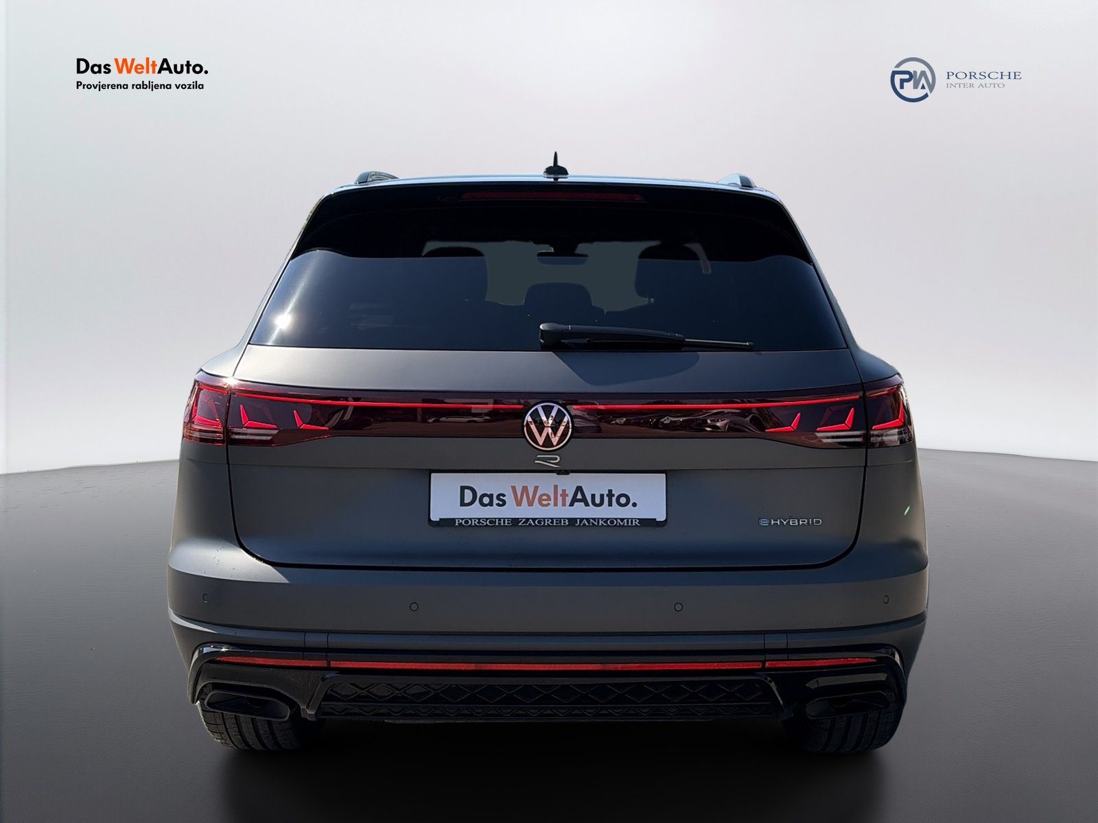2025 Volkswagen Touareg — fotografija 5