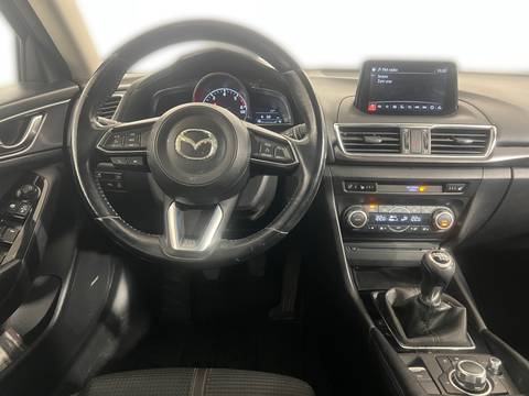 2017 Mazda 3 — sličica 15