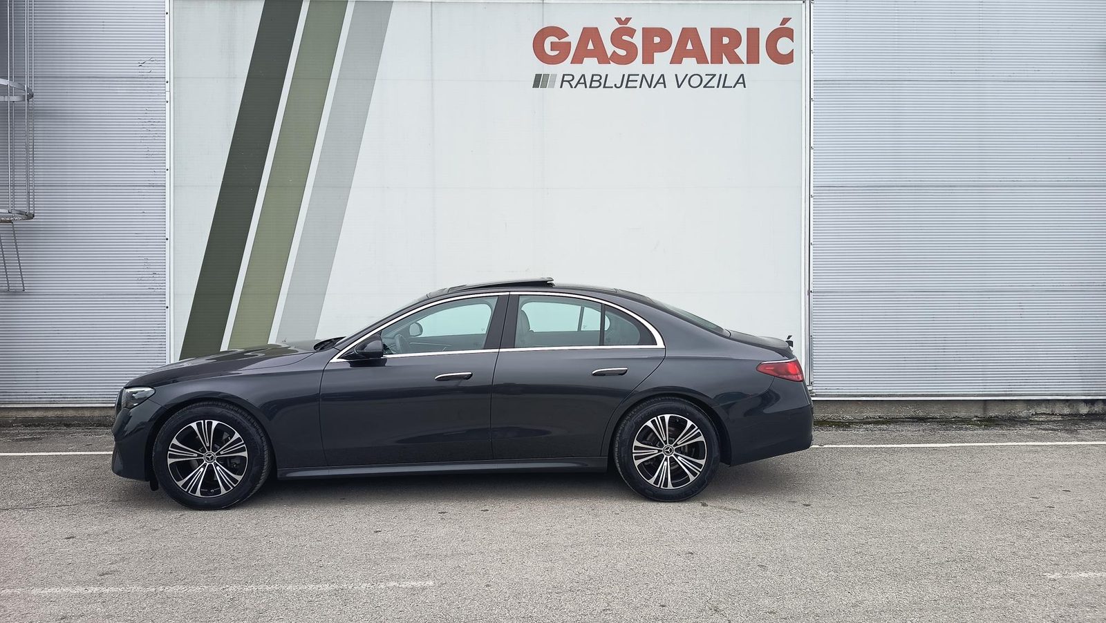 2025 Mercedes-Benz E-klasa Avantgarde — fotografija 5