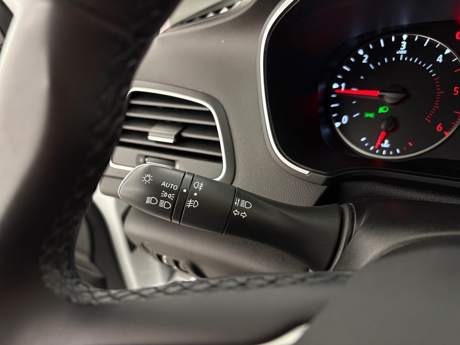 2023 Renault Megane — fotografija 25