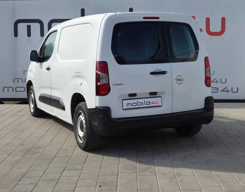 2021 Opel Combo — sličica 3