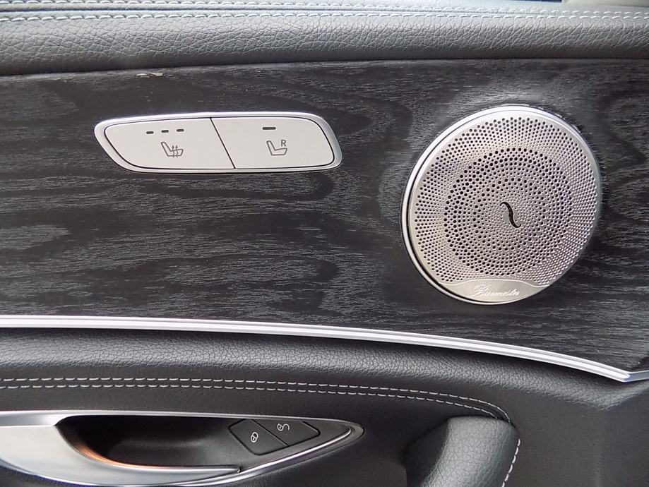 2019 Mercedes-Benz E-klasa — fotografija 19
