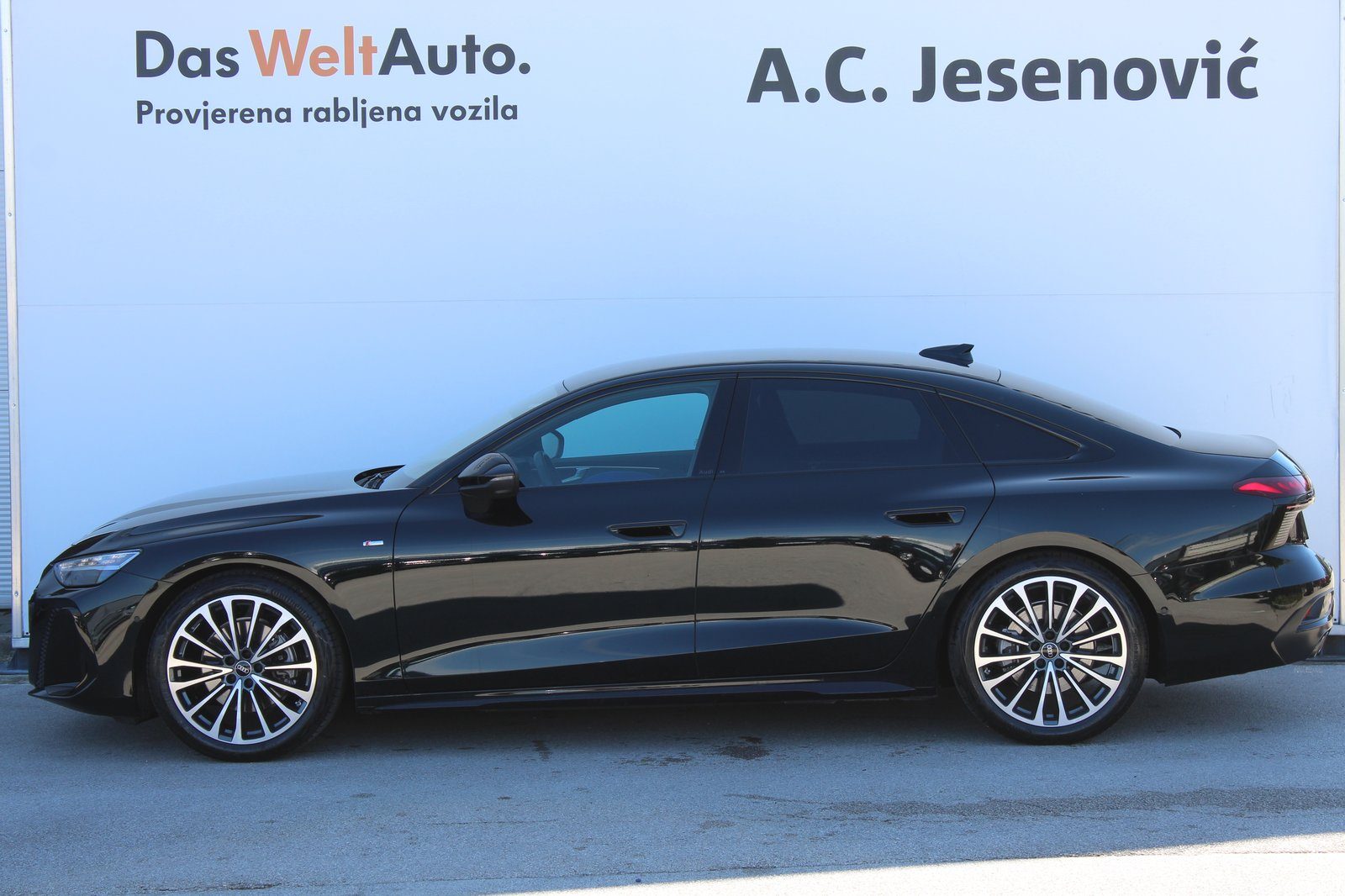 2025 Audi A6 S line — fotografija 6