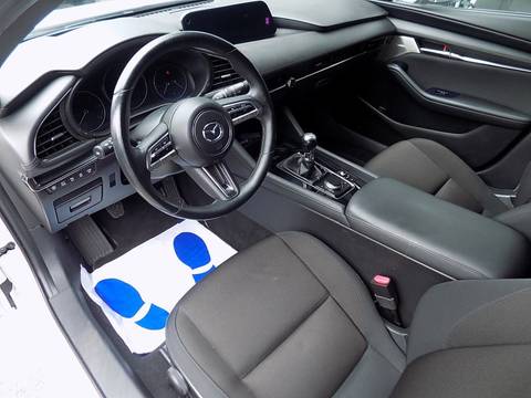 2019 Mazda 3 — sličica 9