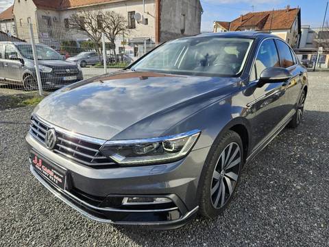 2015 Volkswagen Passat — sličica 14