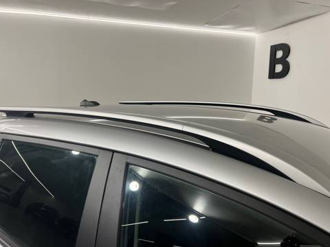 2022 Kia Stonic — sličica 23