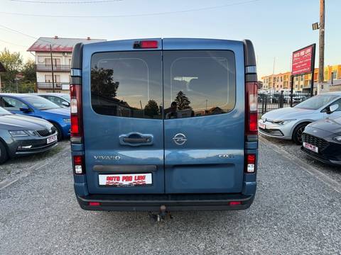2015 Opel Vivaro — sličica 4
