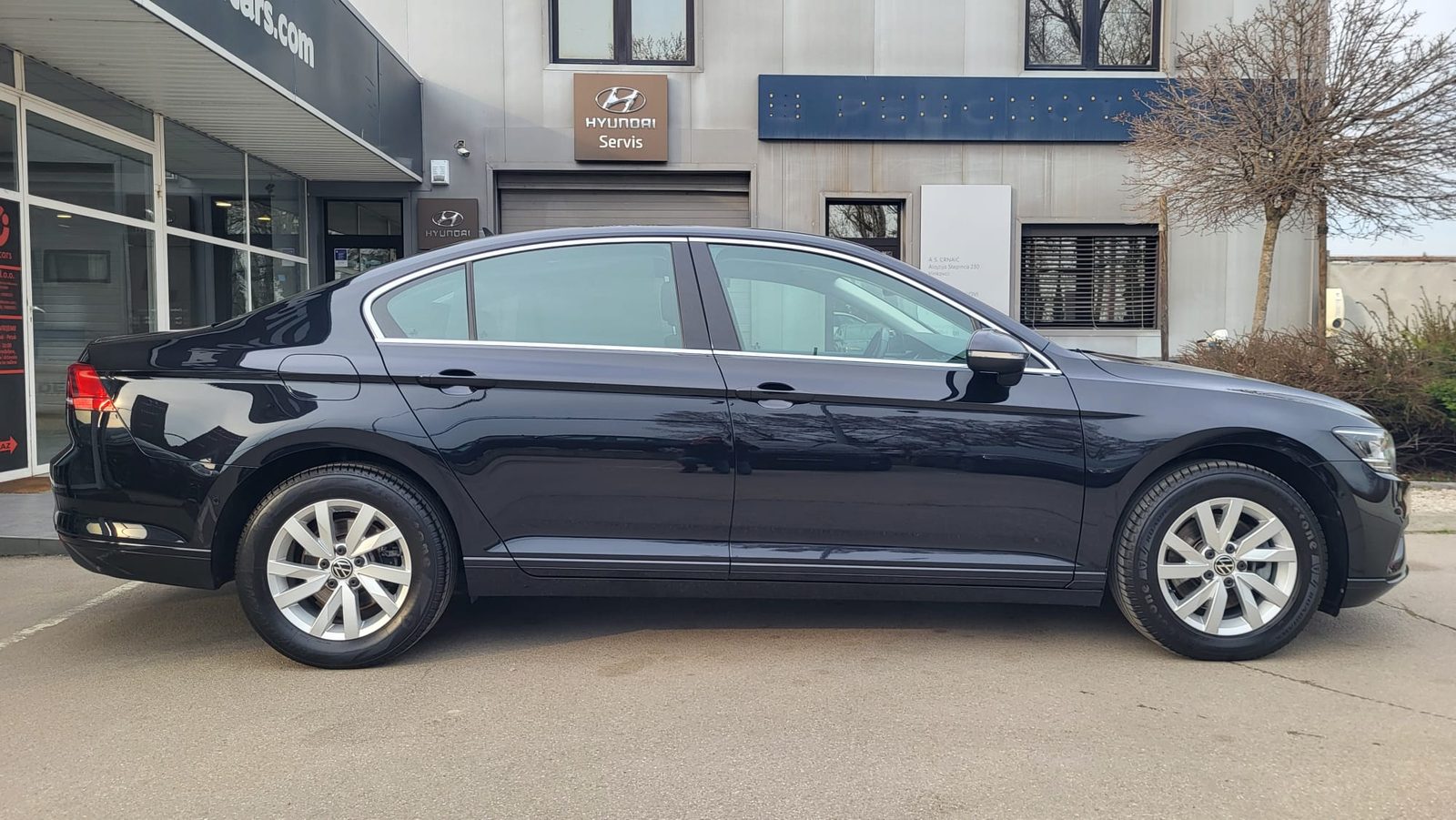 2021 Volkswagen Passat — fotografija 3